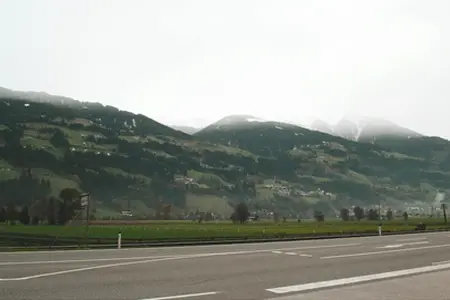 Specifičnosti austrijske mreže autoputeva i kupovina vinjete